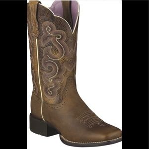 Arait Women’s Western Boots!